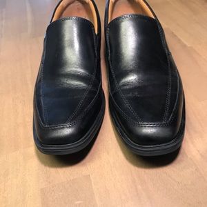 Clark’s Black Leather Men’s Slip On Loafer
